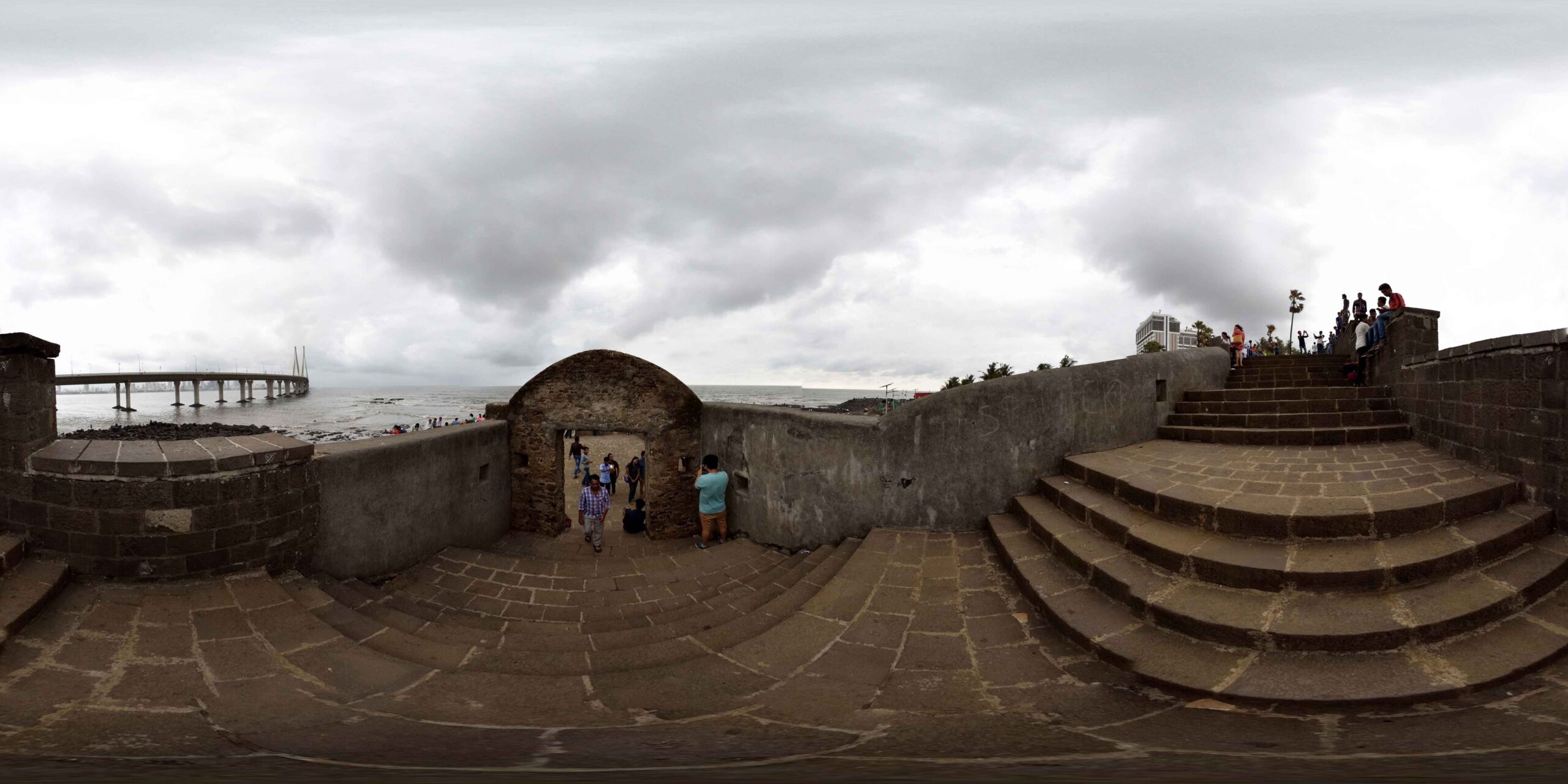You are currently viewing Bandra Fort: A Guide to Mumbai’s Coastal Fort (History, Views & Tips)